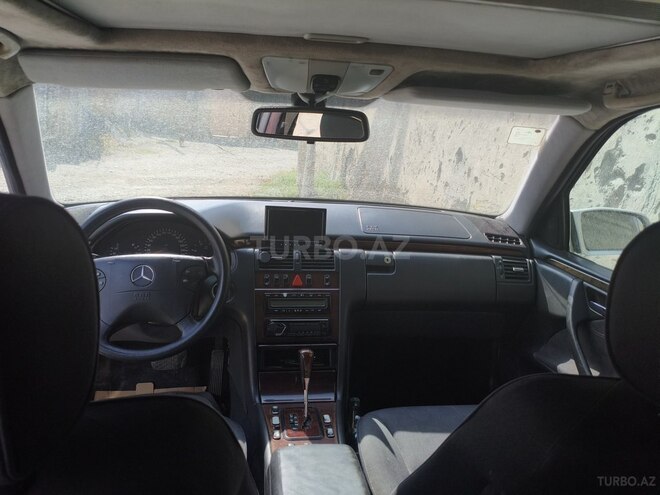 Mercedes E 220 d 2002, 530,000 km - 2.2 l - Gəncə