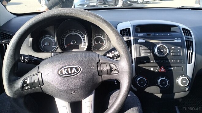 Kia Ceed 2009, 227,000 km - 1.4 л - Lənkəran