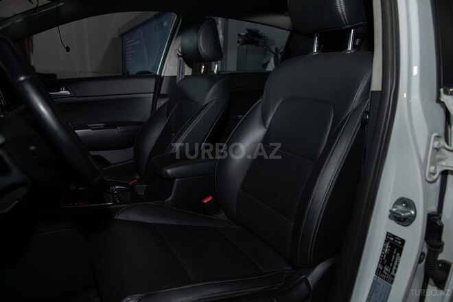 Kia Sportage-30