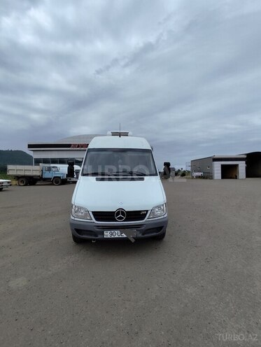 Mercedes  2005, 700,000 km - 2.2 l - Astara