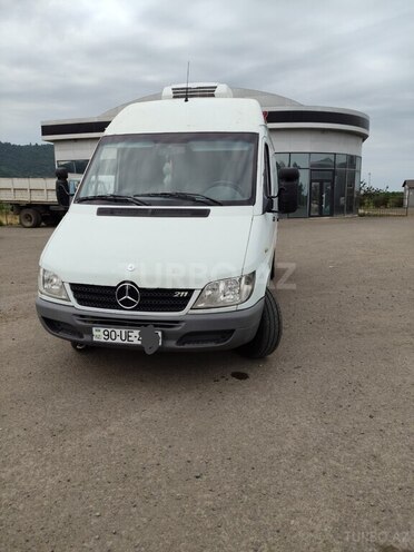 Mercedes  2005, 700,000 km - 2.2 l - Astara