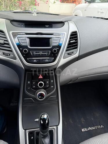 Hyundai Elantra 2015, 151,000 km - 1.8 l - Bakı