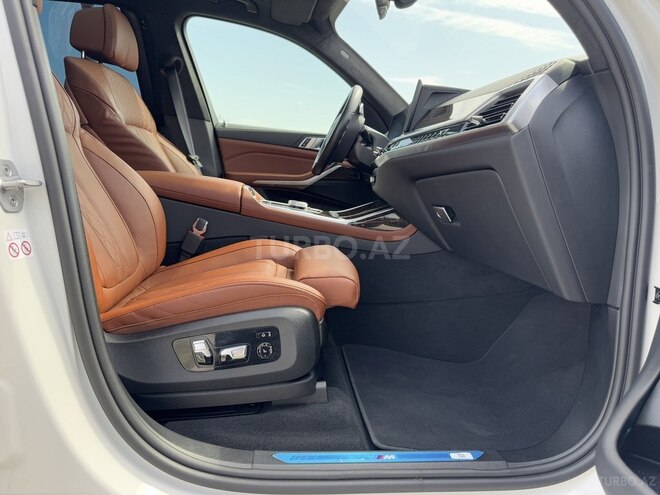 BMW X7-16