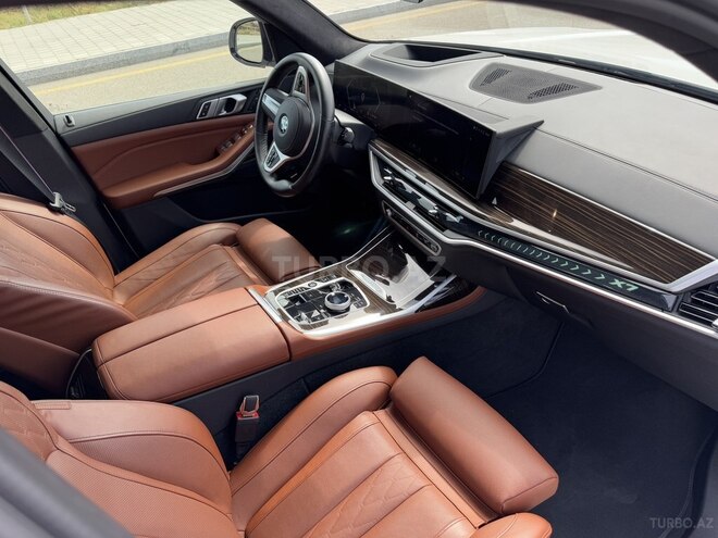 BMW X7-20