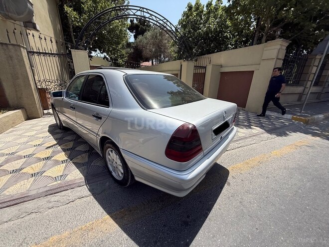 Mercedes C 200 1998, 333,000 km - 2.0 л - Bakı