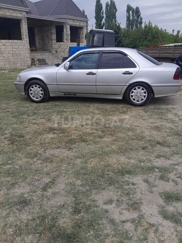 Mercedes C 220 d 1999, 334,770 km - 2.2 l - İmişli