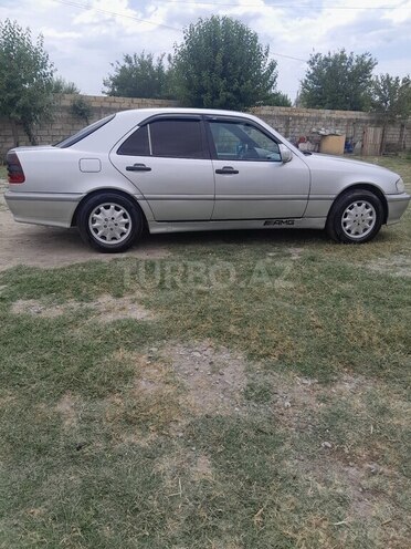 Mercedes C 220 d 1999, 334,770 km - 2.2 l - İmişli