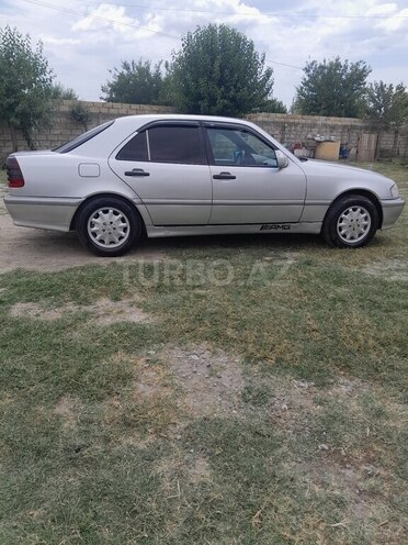 Mercedes C 220 d 1999, 334,770 km - 2.2 l - İmişli