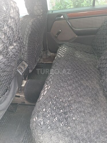 Mercedes E 250 1993, 751,440 km - 2.5 l - Bakı