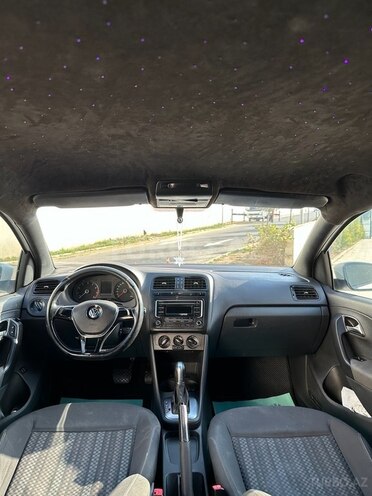 Volkswagen Polo 2018, 198,000 km - 1.6 л - Bakı