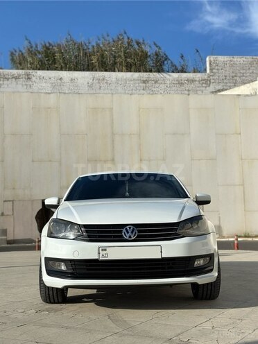 Volkswagen Polo 2018, 198,000 km - 1.6 л - Bakı