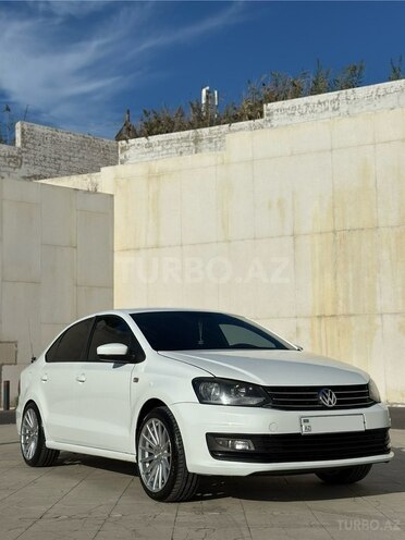 Volkswagen Polo 2018, 198,000 km - 1.6 л - Bakı