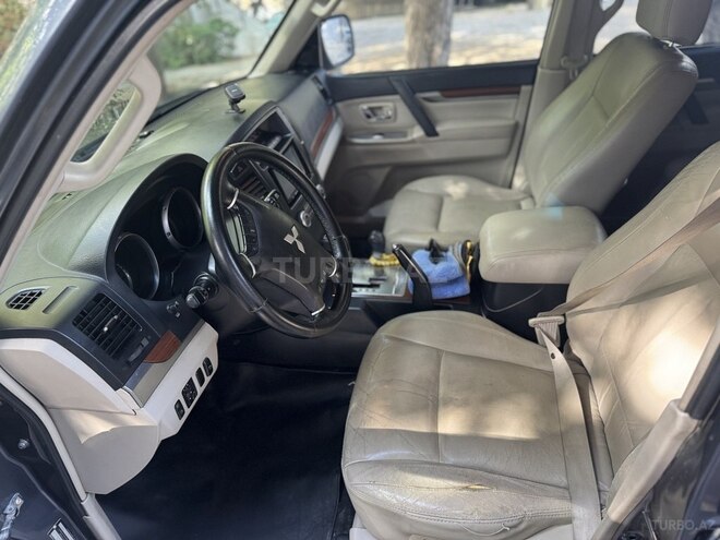 Mitsubishi Pajero 2008, 245,000 km - 3.0 l - Bakı