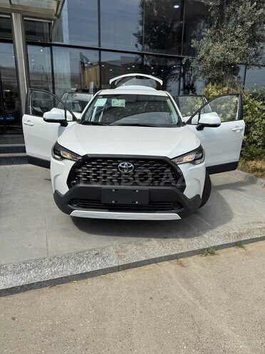 Toyota Corolla Cross 2024, 0 km - 2.0 л - Bakı