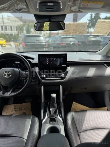 Toyota Corolla Cross 2024, 0 km - 2.0 л - Bakı