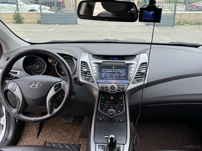 Hyundai Avante 2014, 242,000 km - 1.6 л - Bakı