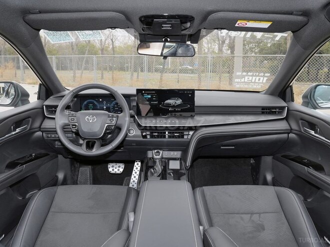 Toyota Camry-6