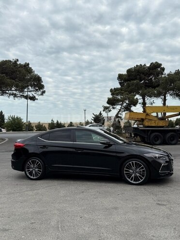 Hyundai Elantra 2017, 89,000 km - 1.6 l - Bakı