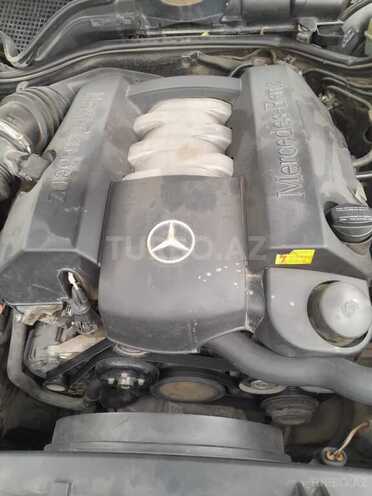 Mercedes E 240 1999, 250,000 km - 2.4 l - Sumqayıt