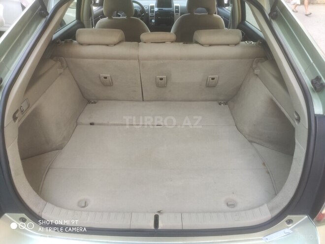 Toyota Prius-8