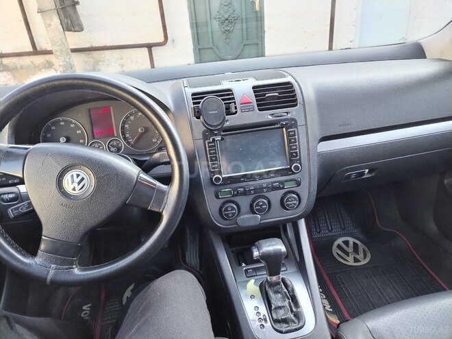 Volkswagen Jetta 2005, 190,000 km - 2.5 l - Bakı
