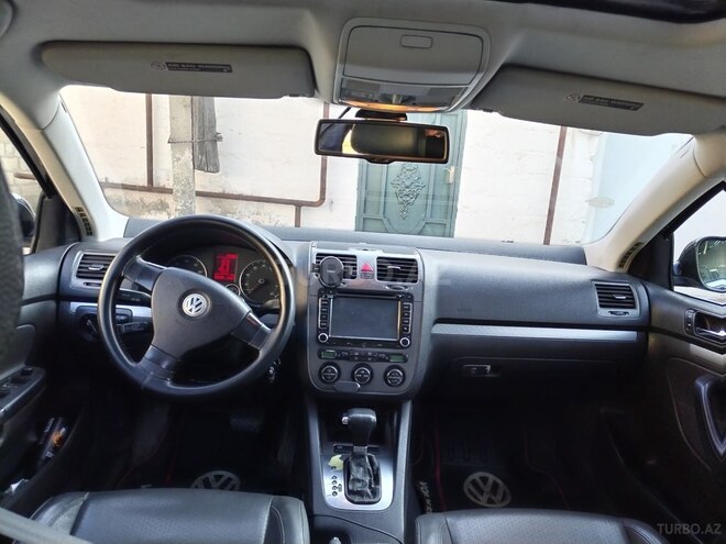 Volkswagen Jetta 2005, 190,000 km - 2.5 l - Bakı
