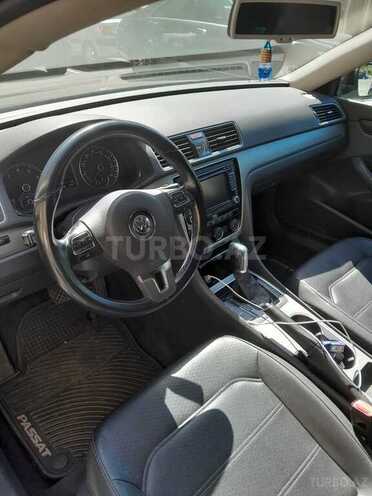 Volkswagen Passat 2014, 204,000 km - 2.5 l - Bakı