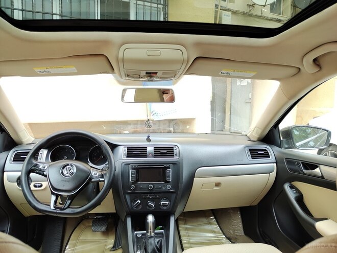 Volkswagen Jetta 2015, 217,261 km - 1.8 l - Bakı