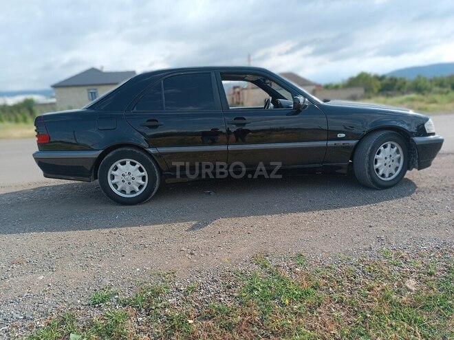 Mercedes C 200 1999, 233,000 km - 2.0 l - Tovuz
