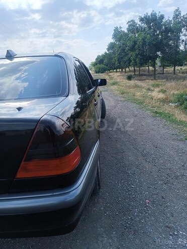 Mercedes C 200 1999, 233,000 km - 2.0 l - Tovuz
