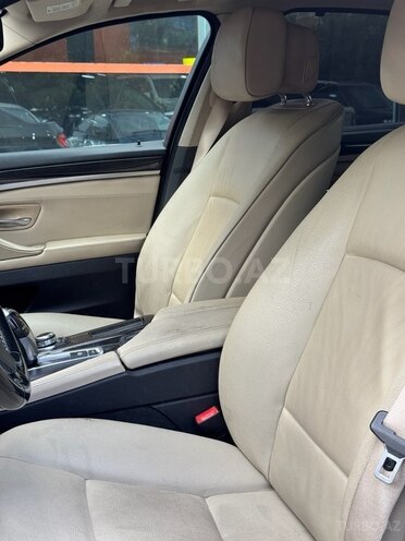 BMW 530-16