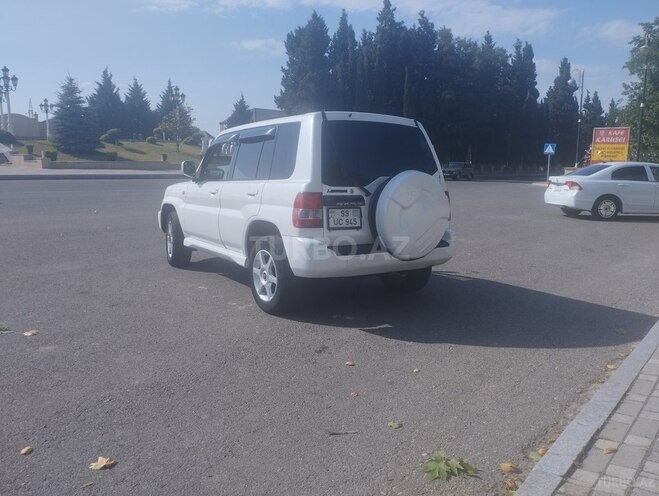 Mitsubishi Pajero io 2000, 231,230 km - 2.0 л - Göygöl