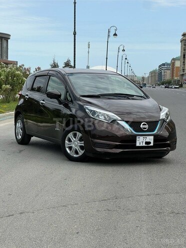 Nissan Note-1