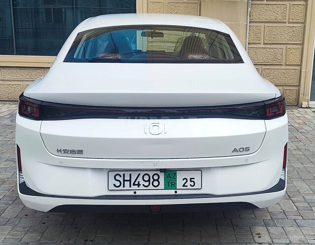 Changan Qiyuan A05-4