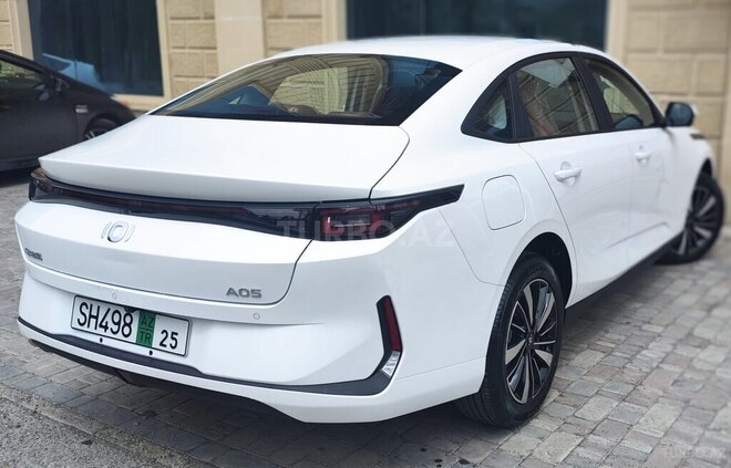 Changan Qiyuan A05-5