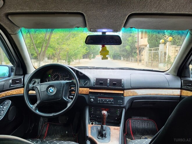 BMW 528 1997, 325,632 km - 2.8 l - Sumqayıt