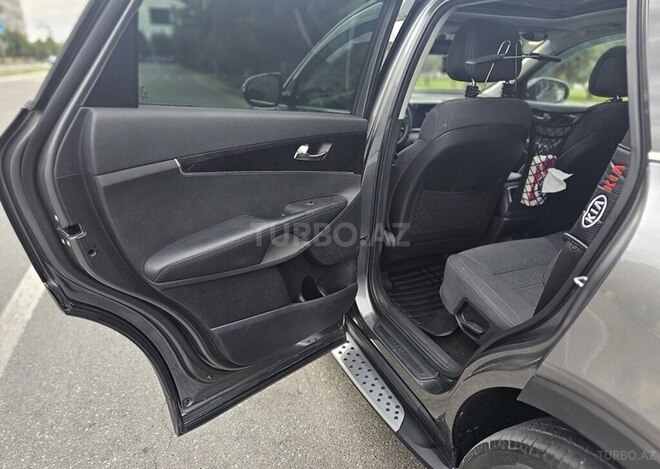 Kia Sorento-9