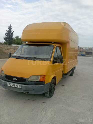 Ford Transit-5