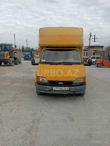 Ford Transit-3