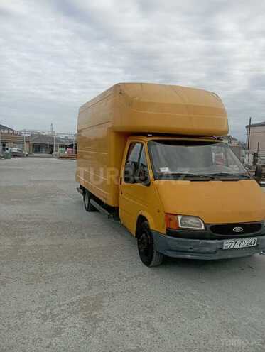 Ford Transit-4