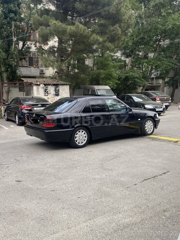 Mercedes C 240 1999, 121,518 km - 2.4 л - Bakı