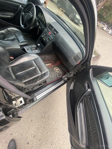 Mercedes C 240 1999, 121,518 km - 2.4 л - Bakı