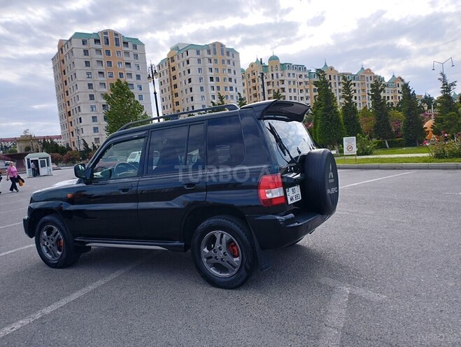 Mitsubishi Pajero io 2000, 200,000 km - 2.0 л - Sumqayıt