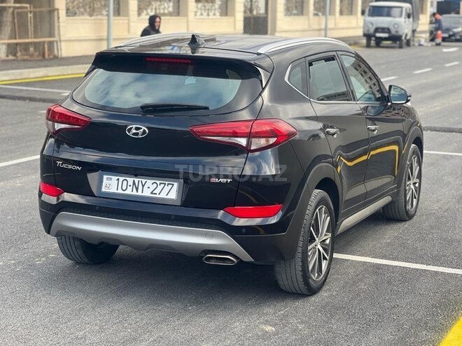 Hyundai Tucson 2016, 175,000 km - 1.7 l - Bakı