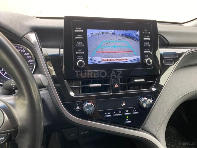 Toyota Camry-14