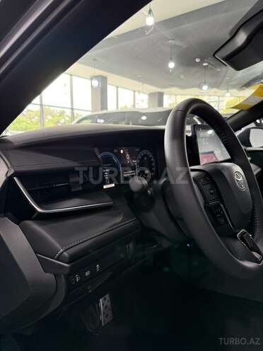 Toyota Camry-10
