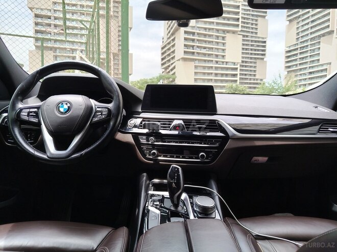 BMW  2018, 10,000 km - 2.0 l - Bakı