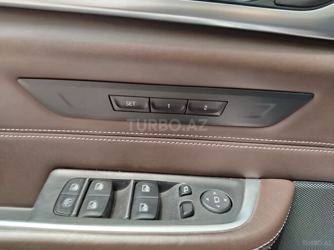 BMW  2018, 10,000 km - 2.0 l - Bakı