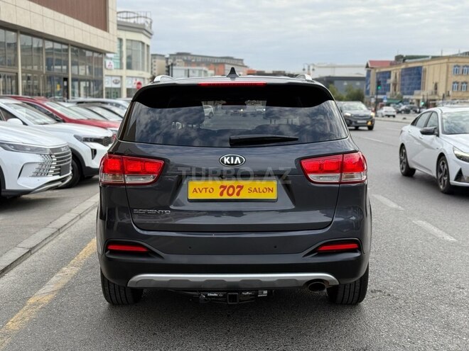 Kia Sorento-6