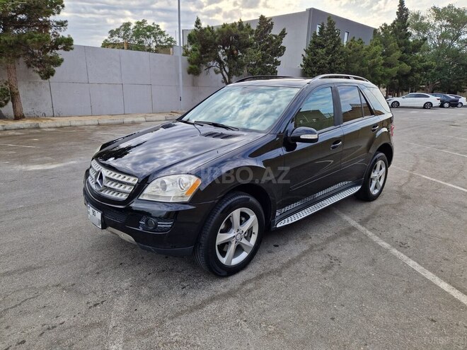 Mercedes ML 350 4MATIC-11